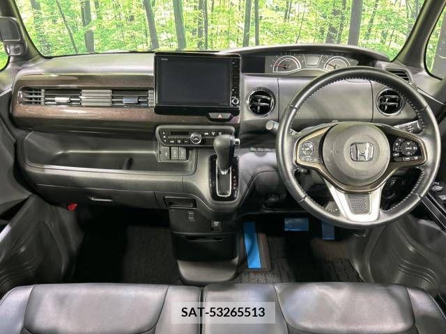 Honda N BOX CUSTOM 2018-06 392689-1