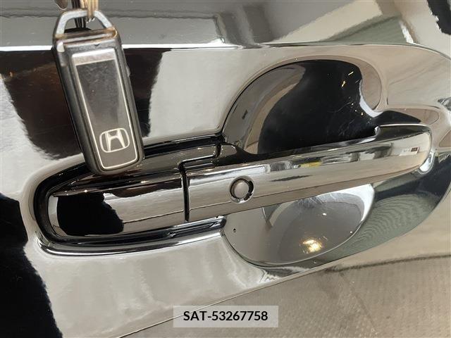 Honda N BOX 2022-07 307407-11