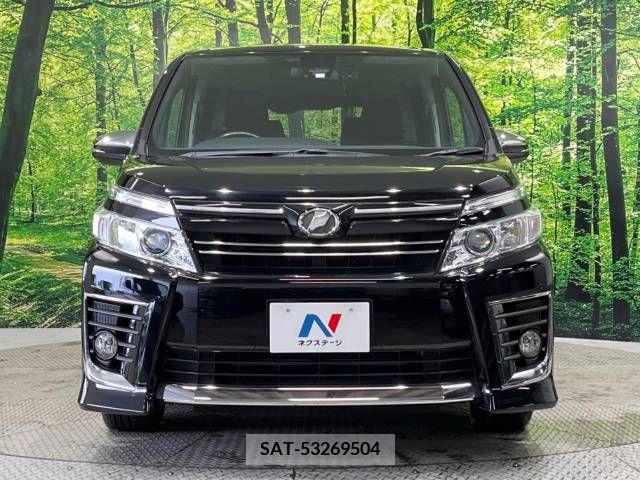 Toyota VOXY 2016-03 205633-15