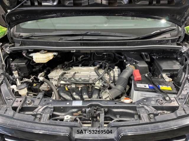 Toyota VOXY 2016-03 205633-19