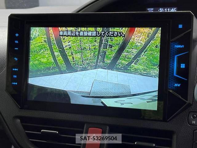 Toyota VOXY 2016-03 205633-5