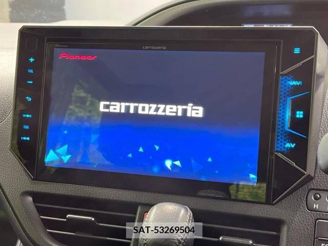 Toyota VOXY 2016-03 205633-2