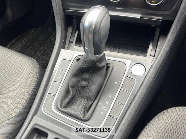 VolksWagen GOLF VARIANT 2017-06 298515-11