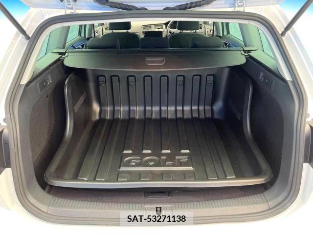VolksWagen GOLF VARIANT 2017-06 298515-12