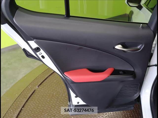 Lexus UX 2018-12 275908-29