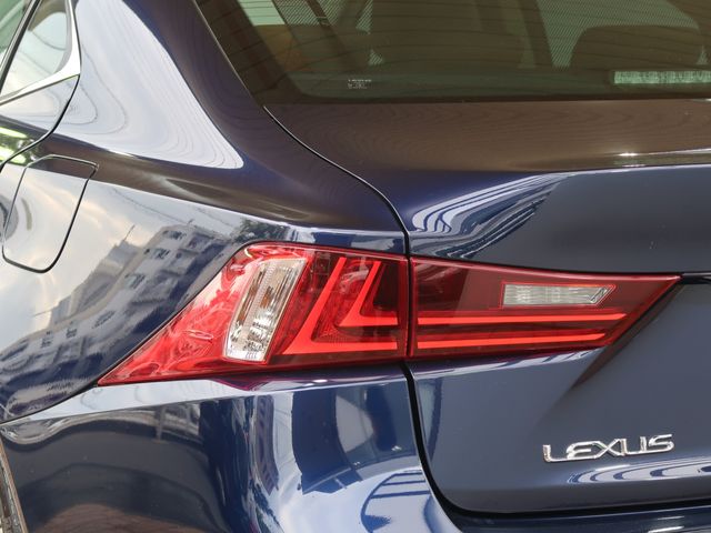Lexus IS 2015-01 19500-11
