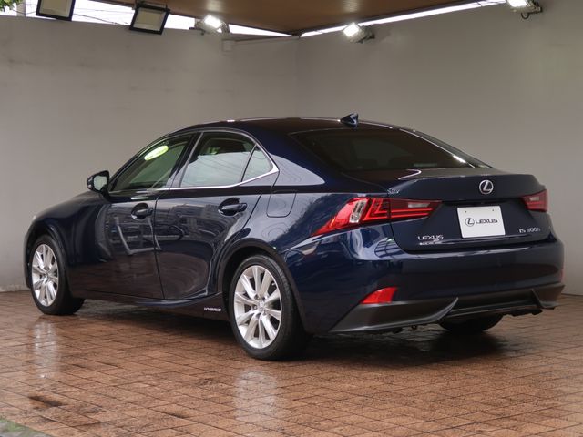 Lexus IS 2015-01 19500-2
