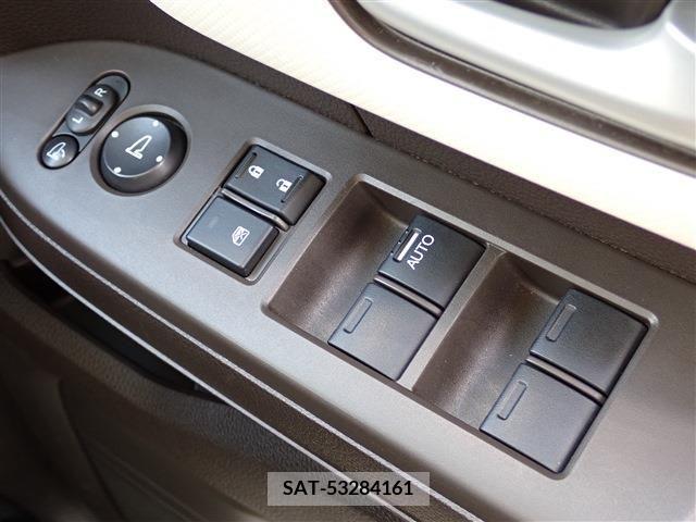 Honda N BOX 2022-01 307384-23