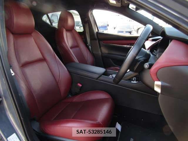 Mazda MAZDA3 2019-07 301048-6