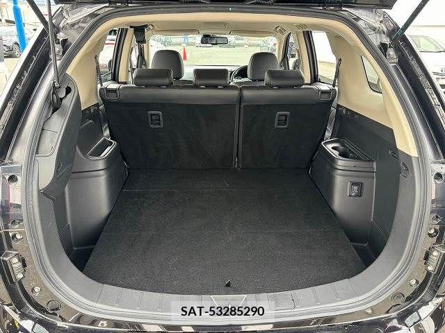 Mitsubishi OUTLANDER PHEV 2015-11 281136-12