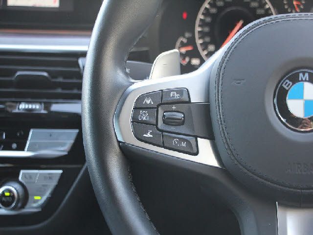 Bmw 5 SERIES 2019-08 27114-18