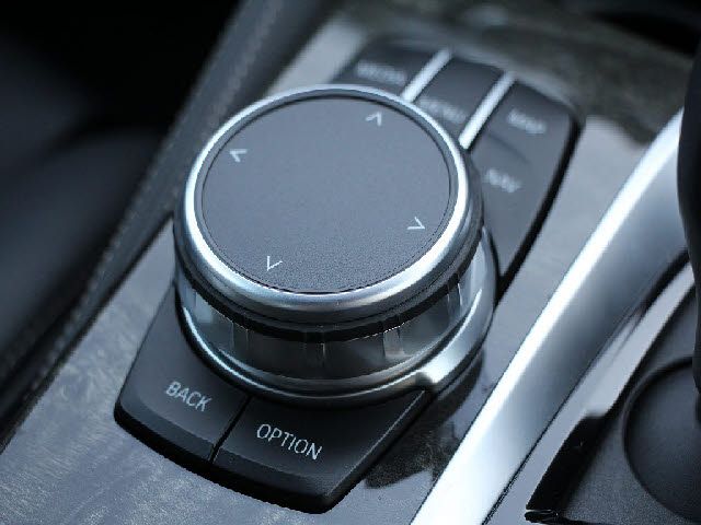 Bmw 5 SERIES 2019-08 27114-24