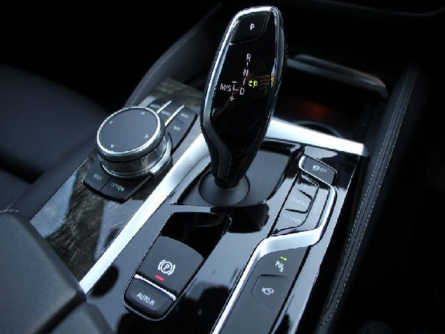 Bmw 5 SERIES 2019-08 27114-23