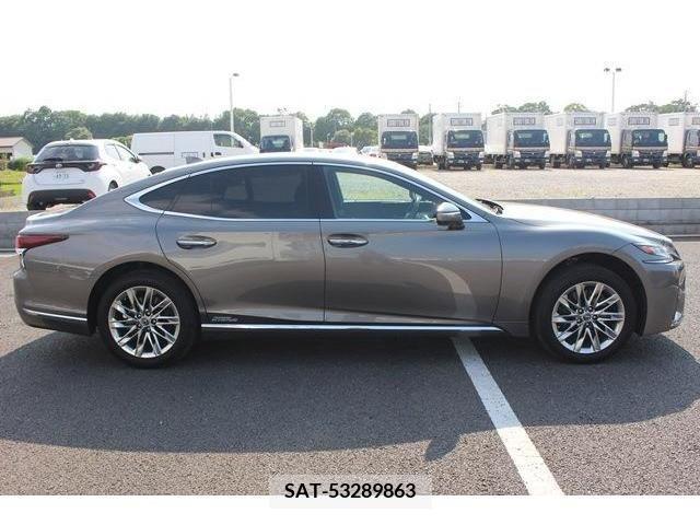 Lexus LS 2017-12 354355-10