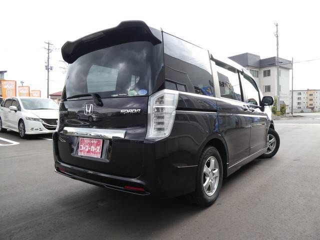 Honda e 2014-03 21418-1