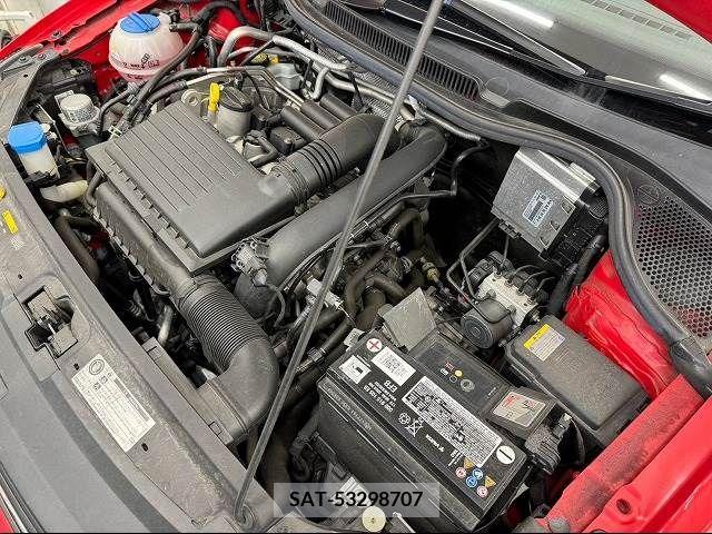 VolksWagen POLO 2017-04 223504-19