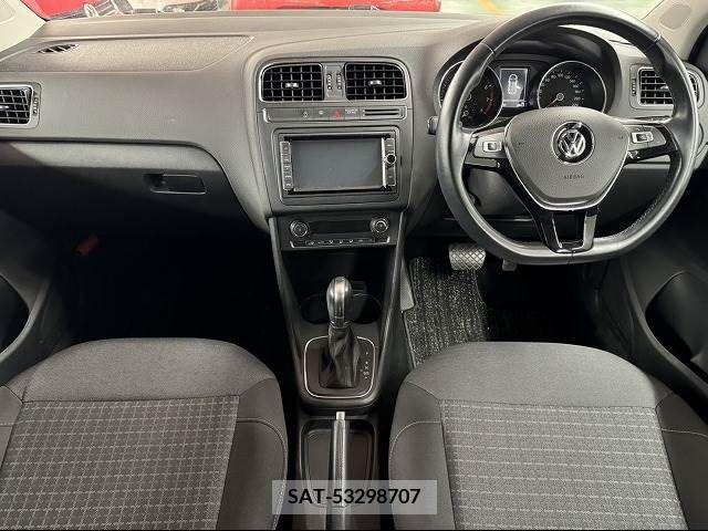 VolksWagen POLO 2017-04 223504-1