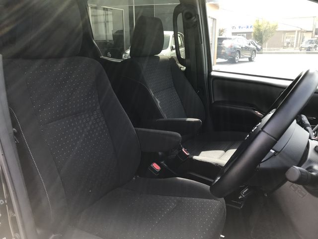 Toyota NOAH 2021-01 18088-10