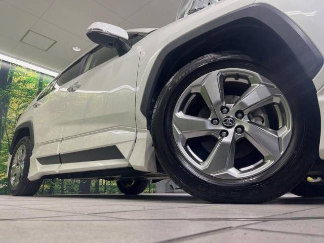 Toyota RAV4 2019-10 180519-13
