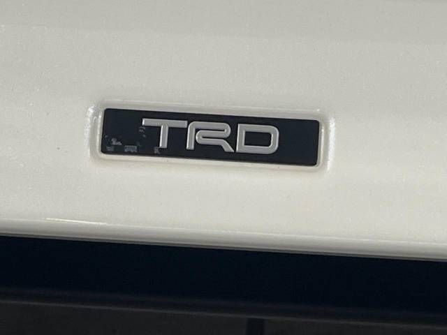 Toyota RAV4 2019-10 180519-2