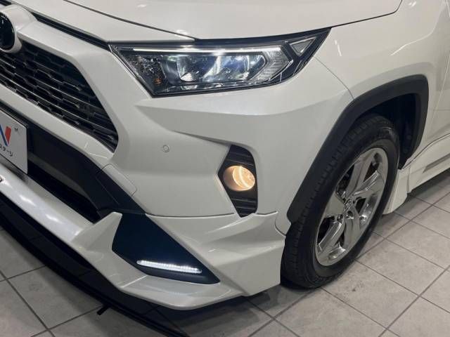 Toyota RAV4 2019-10 180519-12