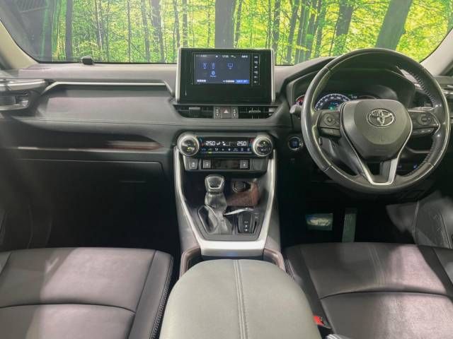 Toyota RAV4 2019-10 180519-1
