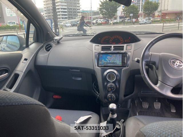 Toyota VITZ 2010-02 352003-12