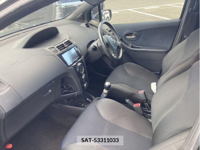 Toyota VITZ 2010-02 352003-8