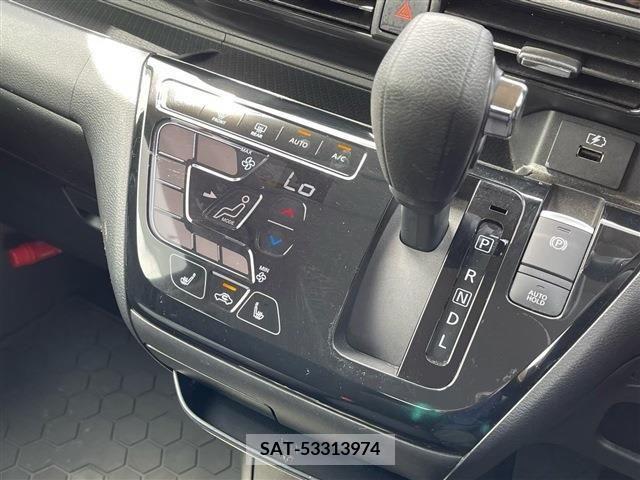 Mitsubishi EK X 2020-03 296886-15