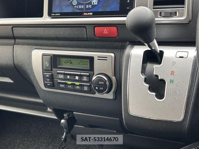 Toyota HIACE WAGON 2021-12 332627-12