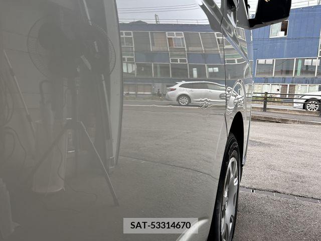 Toyota HIACE WAGON 2021-12 332627-23