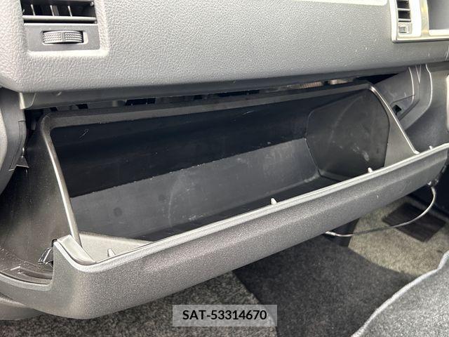 Toyota HIACE WAGON 2021-12 332627-20