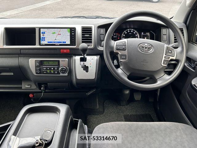 Toyota HIACE WAGON 2021-12 332627-1