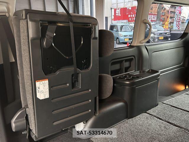 Toyota HIACE WAGON 2021-12 332627-18