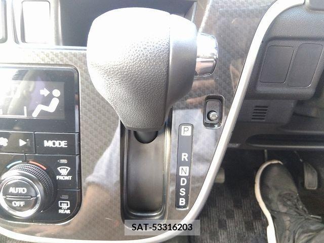 Daihatsu MOVE CUSTOM 2017-11 374572-7