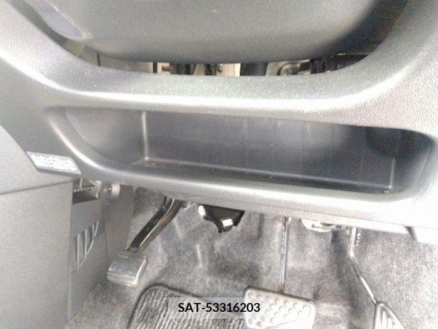Daihatsu MOVE CUSTOM 2017-11 374572-11