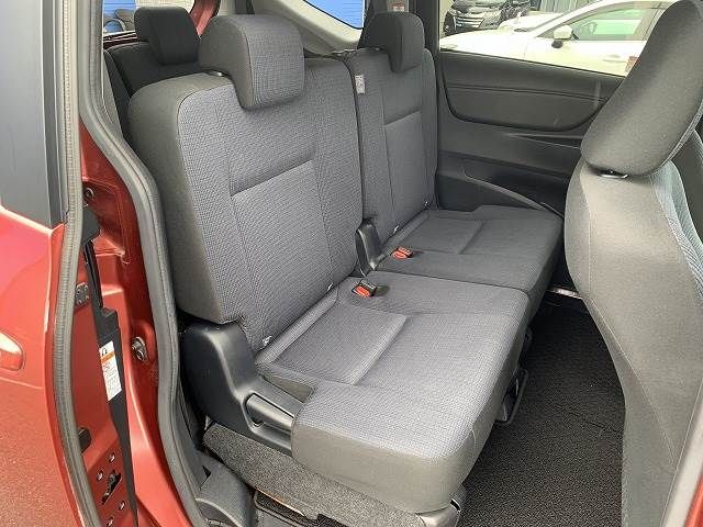 Toyota SIENTA 2016-10 5970-8