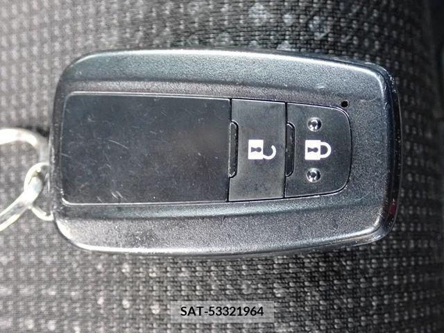 Toyota PRIUS 2020-11 205751-14