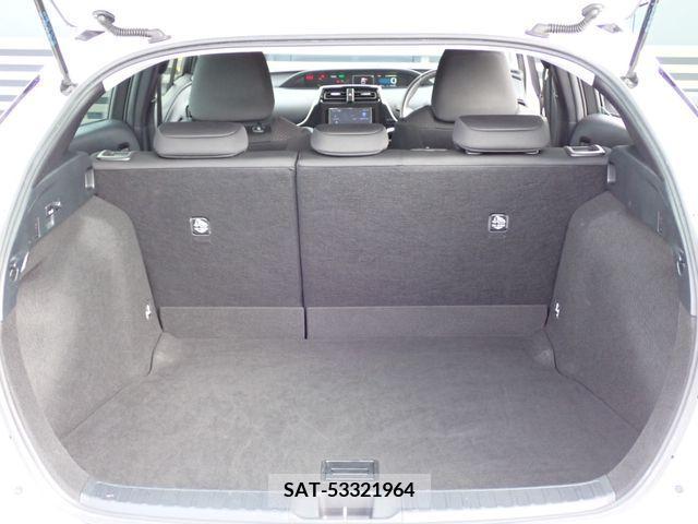 Toyota PRIUS 2020-11 205751-17