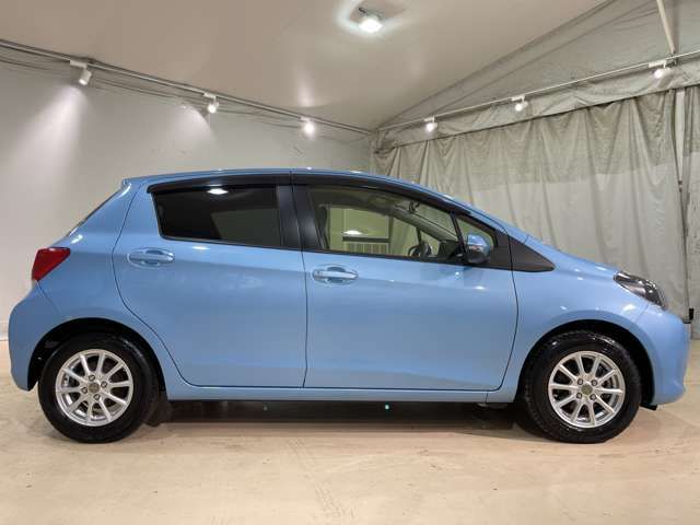 Toyota VITZ 2015-10 4316-7