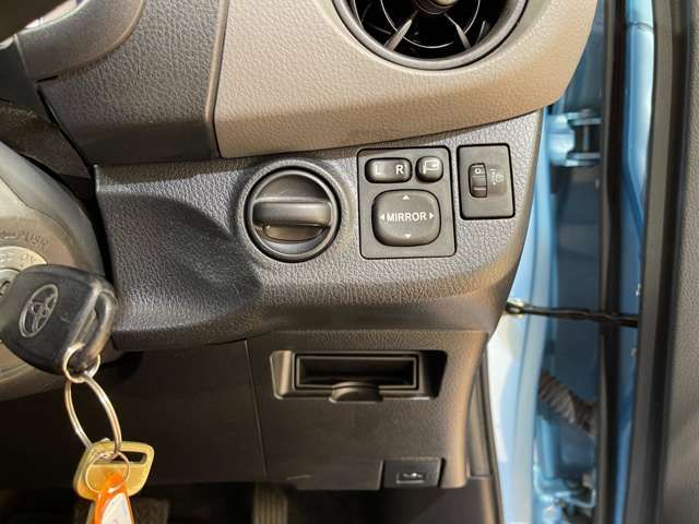 Toyota VITZ 2015-10 4316-17