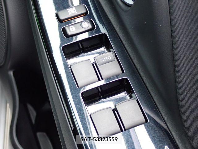 Toyota VITZ 2019-05 370138-5