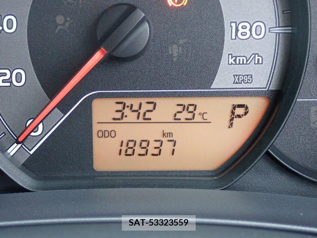 Toyota VITZ 2019-05 370138-13