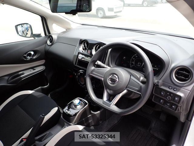 Nissan NOTE 2020-10 305527-12