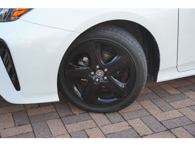 Toyota PRIUS 2021-11 186929-17