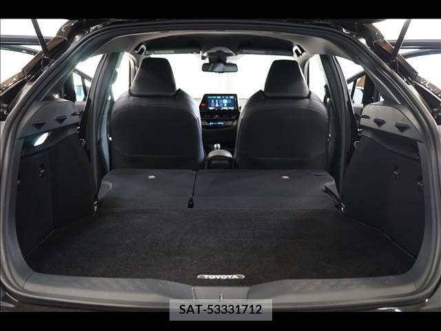 Toyota C-HR 2017-03 249224-18