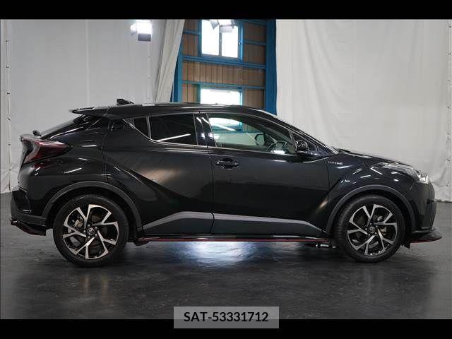 Toyota C-HR 2017-03 249224-15