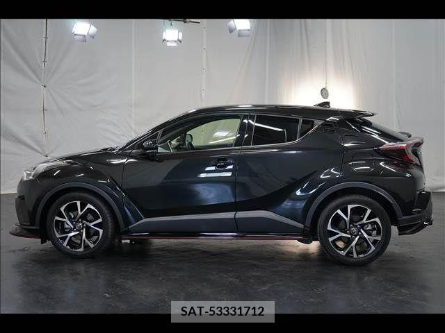 Toyota C-HR 2017-03 249224-14