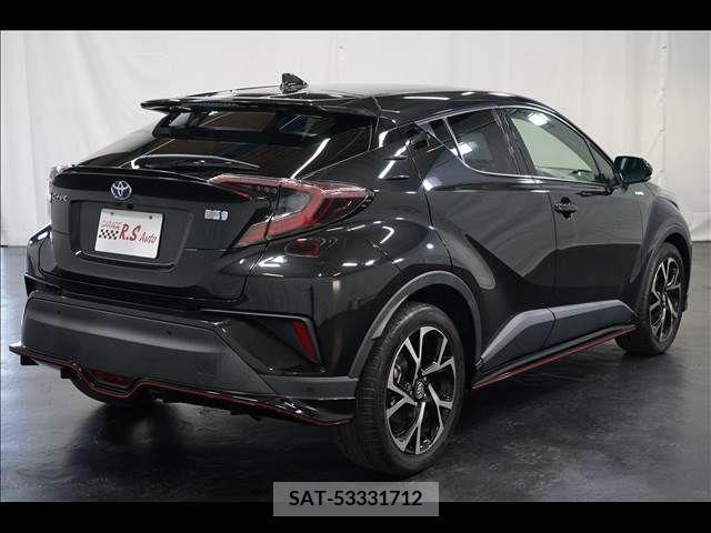 Toyota C-HR 2017-03 249224-8