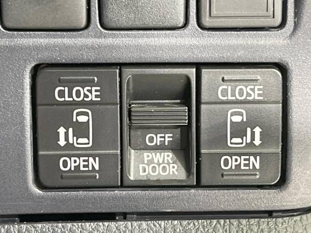 Toyota VOXY 2015-05 26858-5